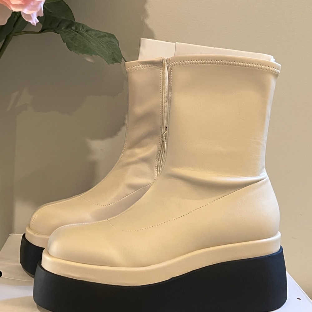 CALL IT SPRING Mars Stretch Platform Bootie